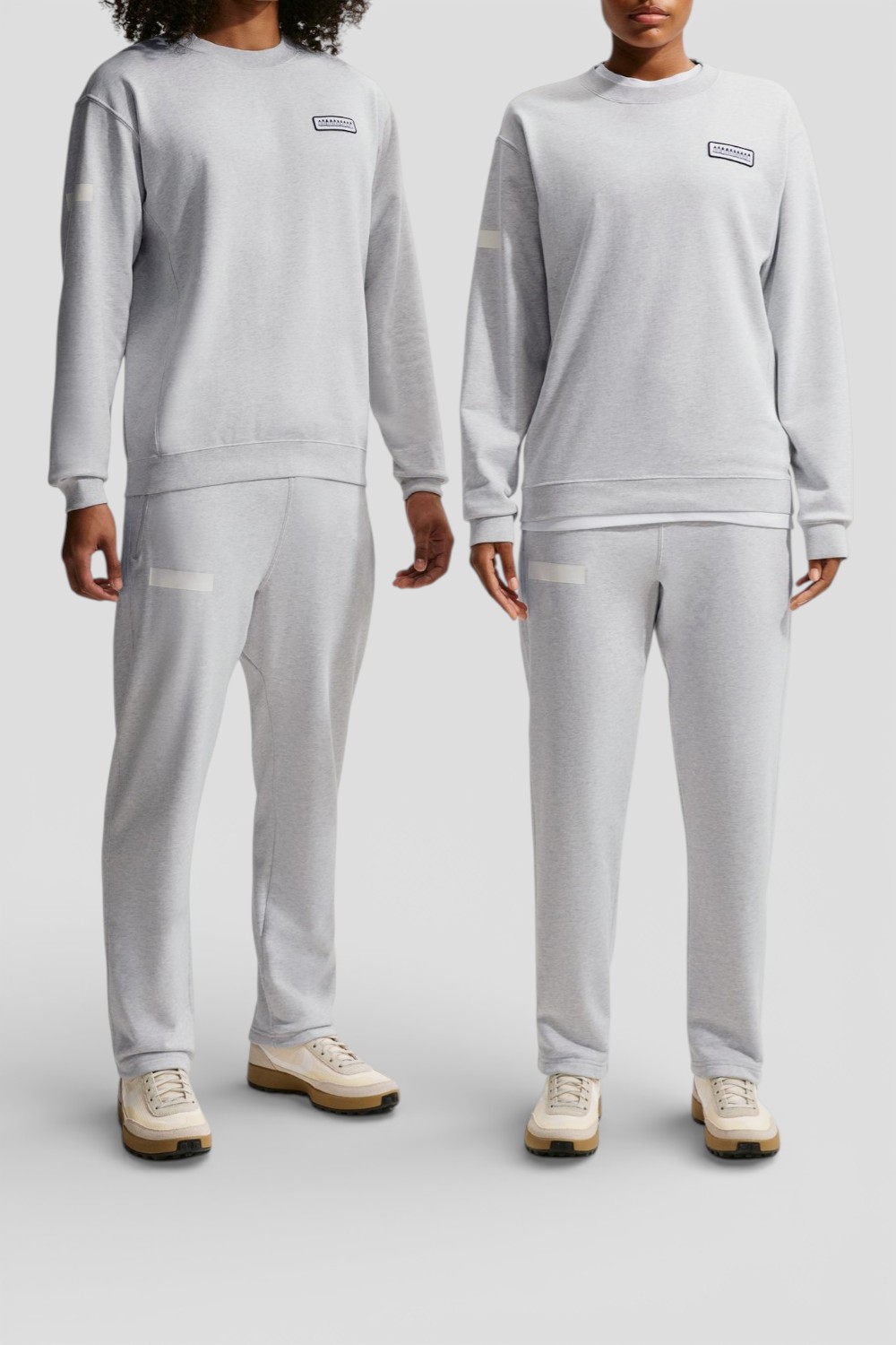 תמונת כל הלוק של חליפת שני חלקים נייקי X טום סאקס